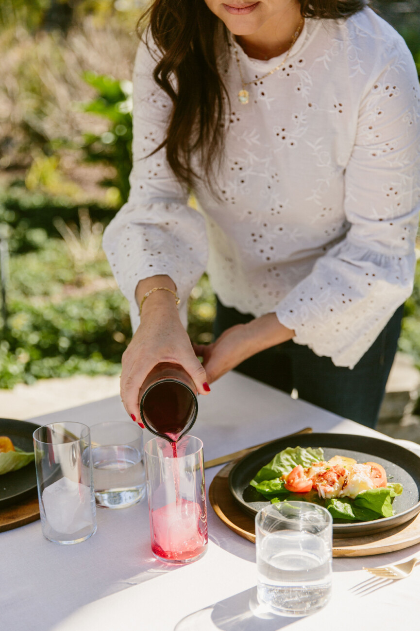 tiffani thiessen hibiscus spritzer