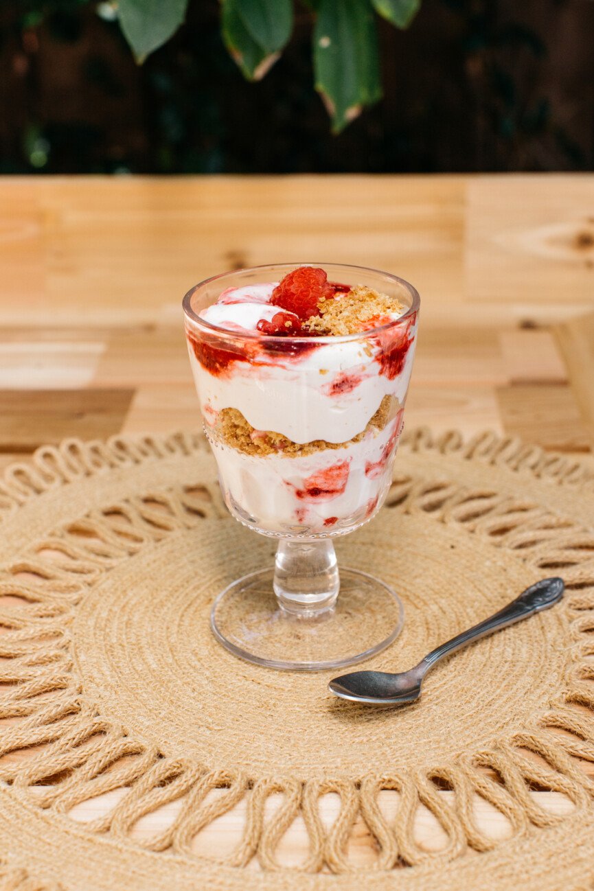 raspberry and cream fools