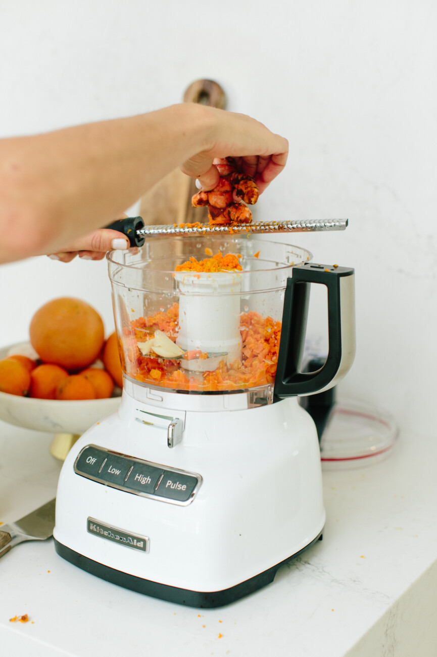 carrot turmeric hummus