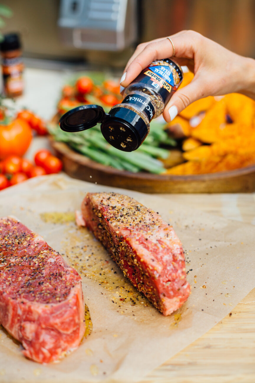 seasoning grilled steaks