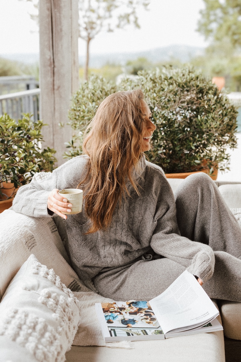 Winter fashion outfit