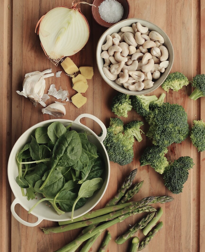 big green immunity boosting soup ingredients