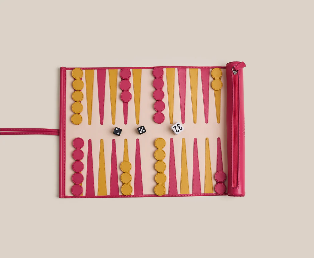 Travel backgammon board