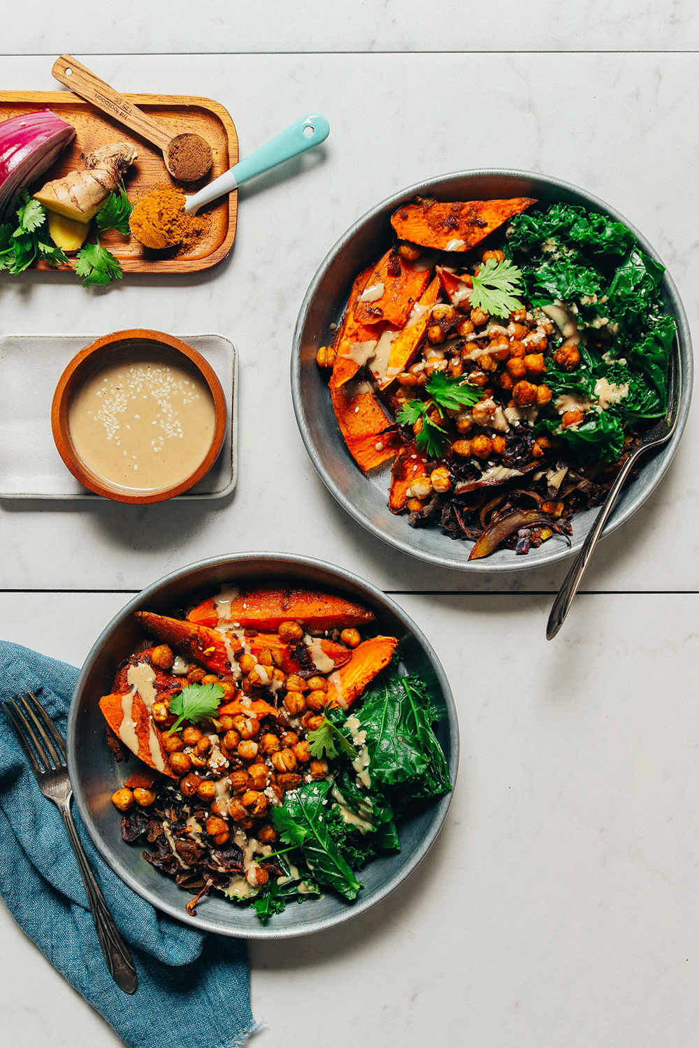 Curried Sweet Potato & Chickpeas_easy sheet pan recipes