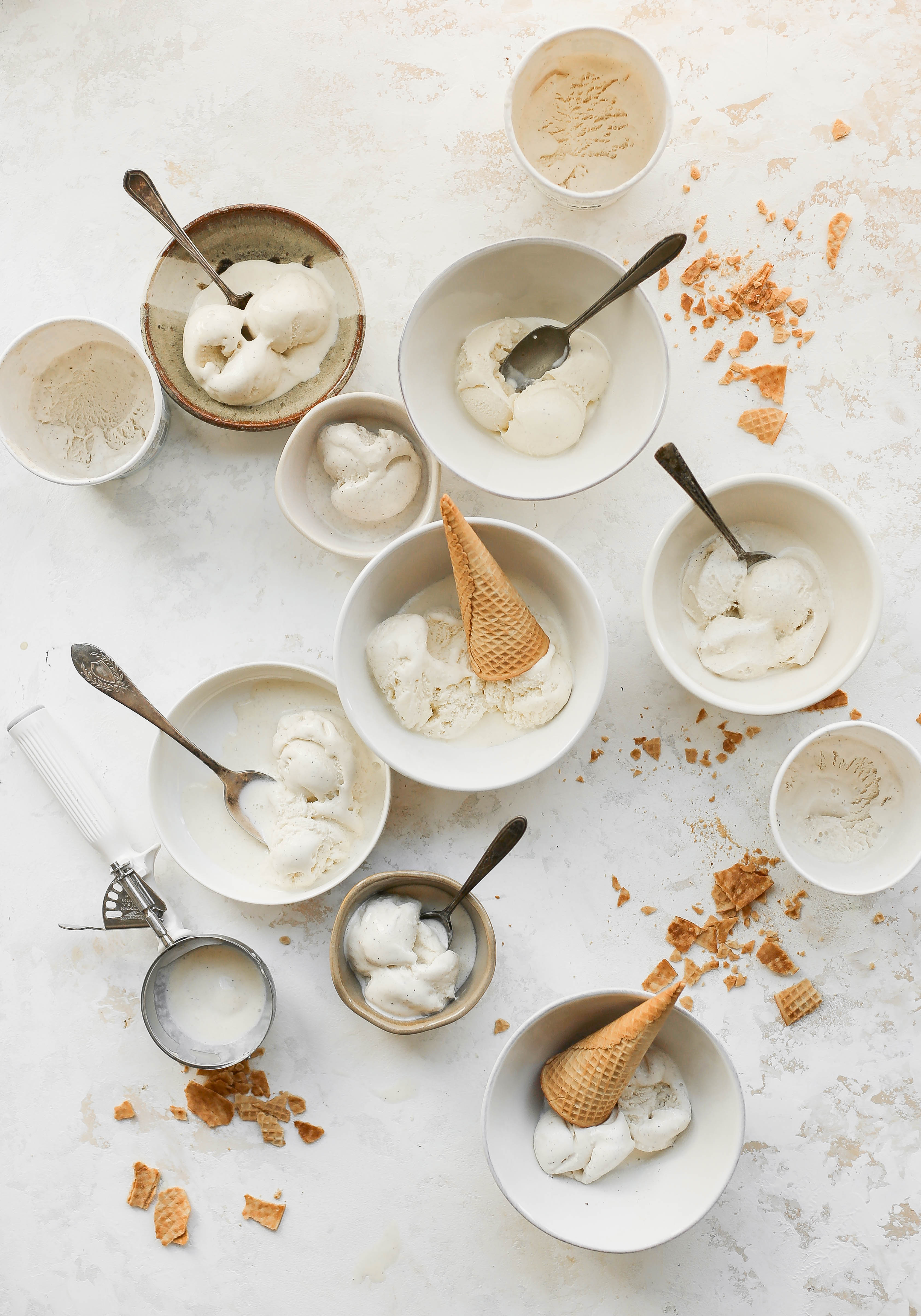 I tried 8 vanilla ice creams from the grocery store, and this was the best one, the vanilla ice cream I always keep in the freezer