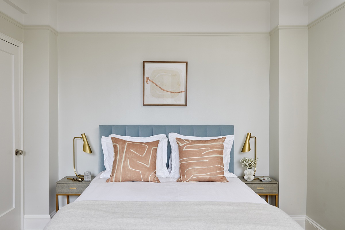 nicole gibbons clare paint apartment