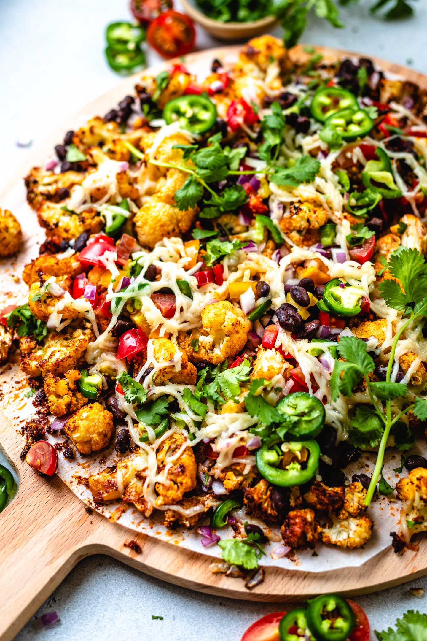 cauliflower-nachos-recipe-easy-vegan-healthy-low-carb-plantbased-twospoons-8