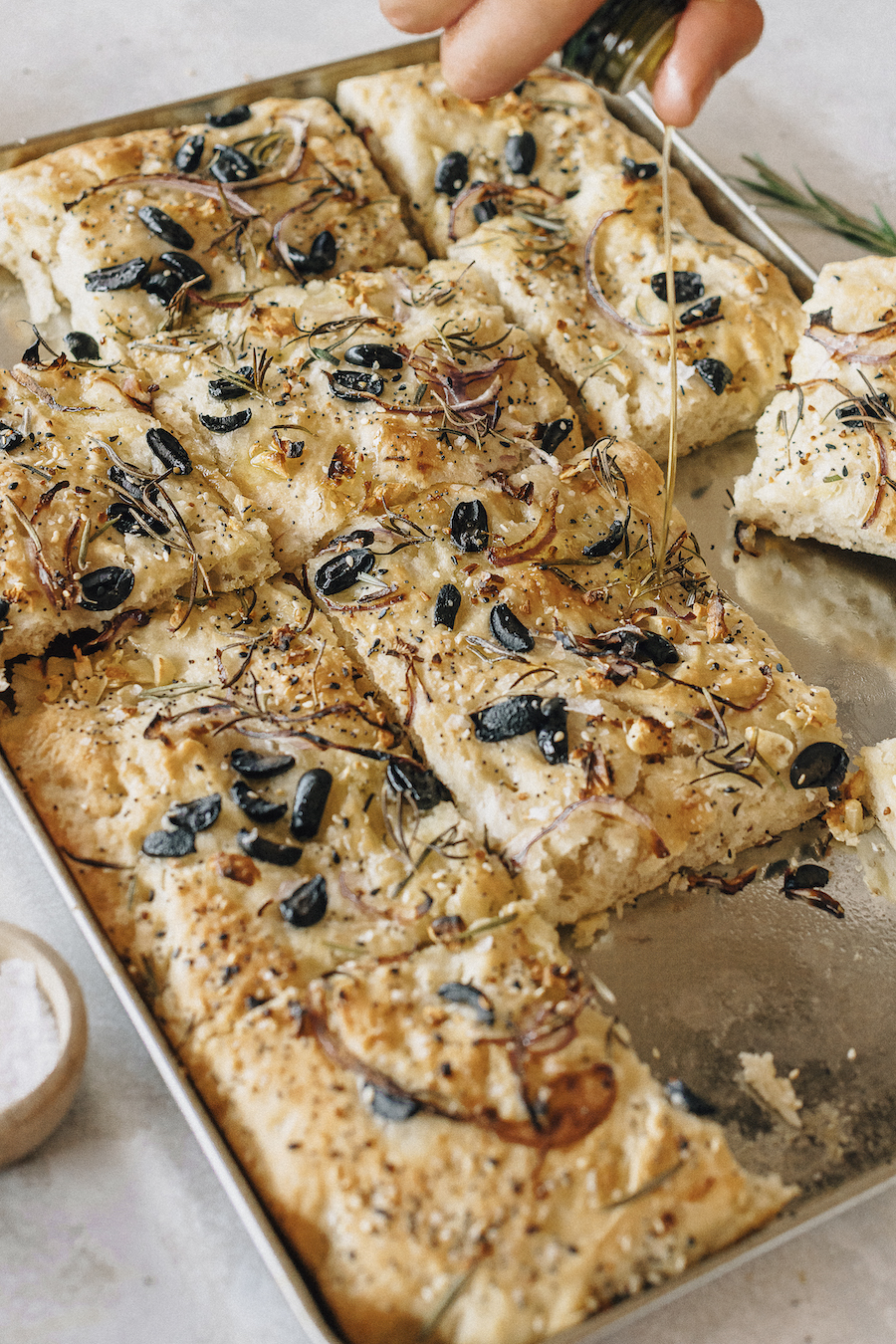 Easy Thanksgiving Appetizer - No-Knead Olive & Rosemary Focaccia Recipe