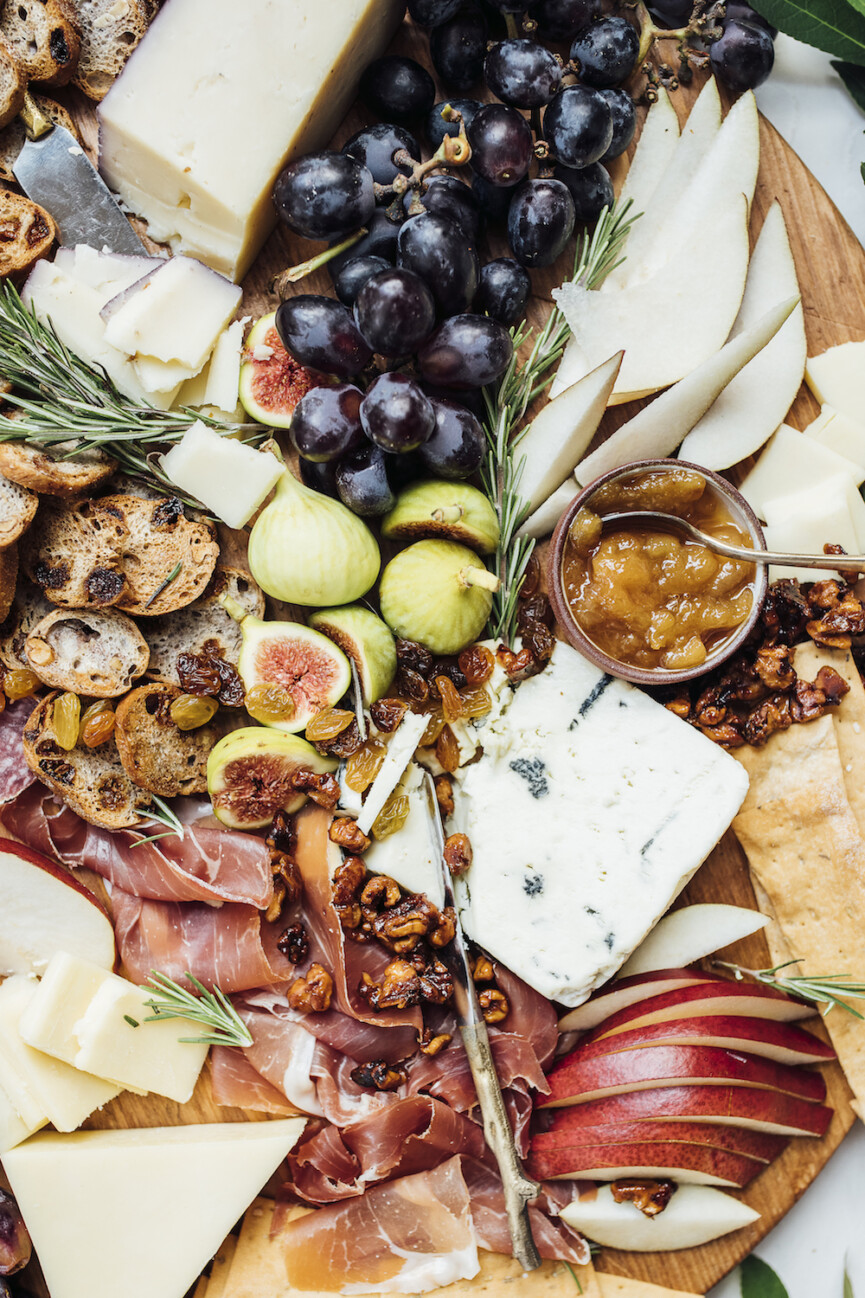fall-charcuterie-board