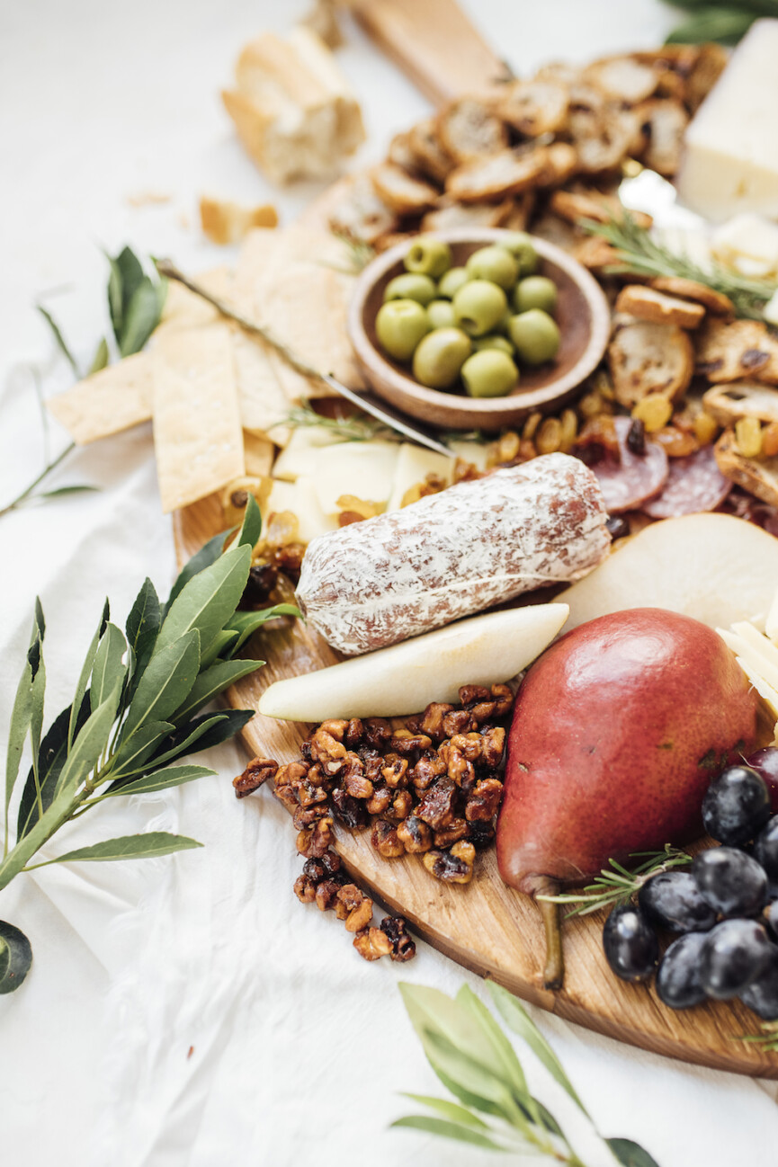 fall-charcuterie-board