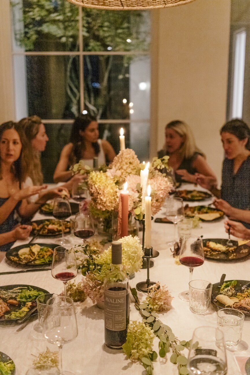 small space dinner party tips