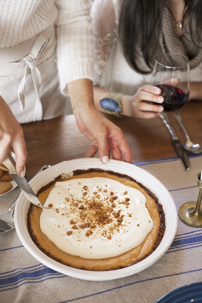Pumpkin & Gingersnap Pie 