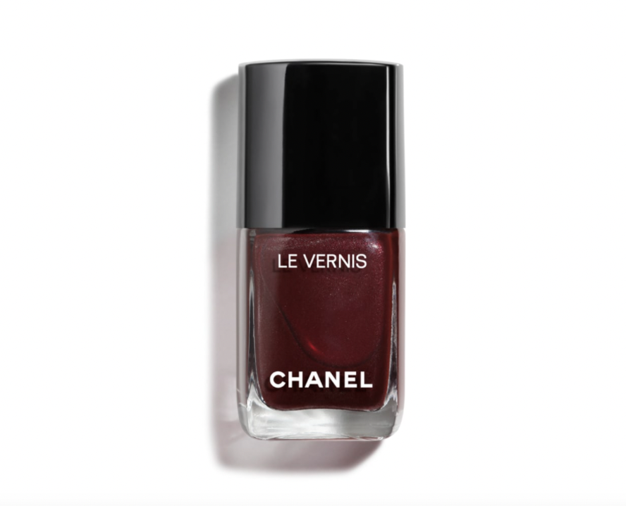 chanel vamp nail colour