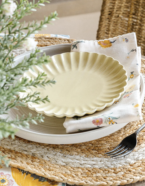 Threshold Small Scallop Plate - Yellow