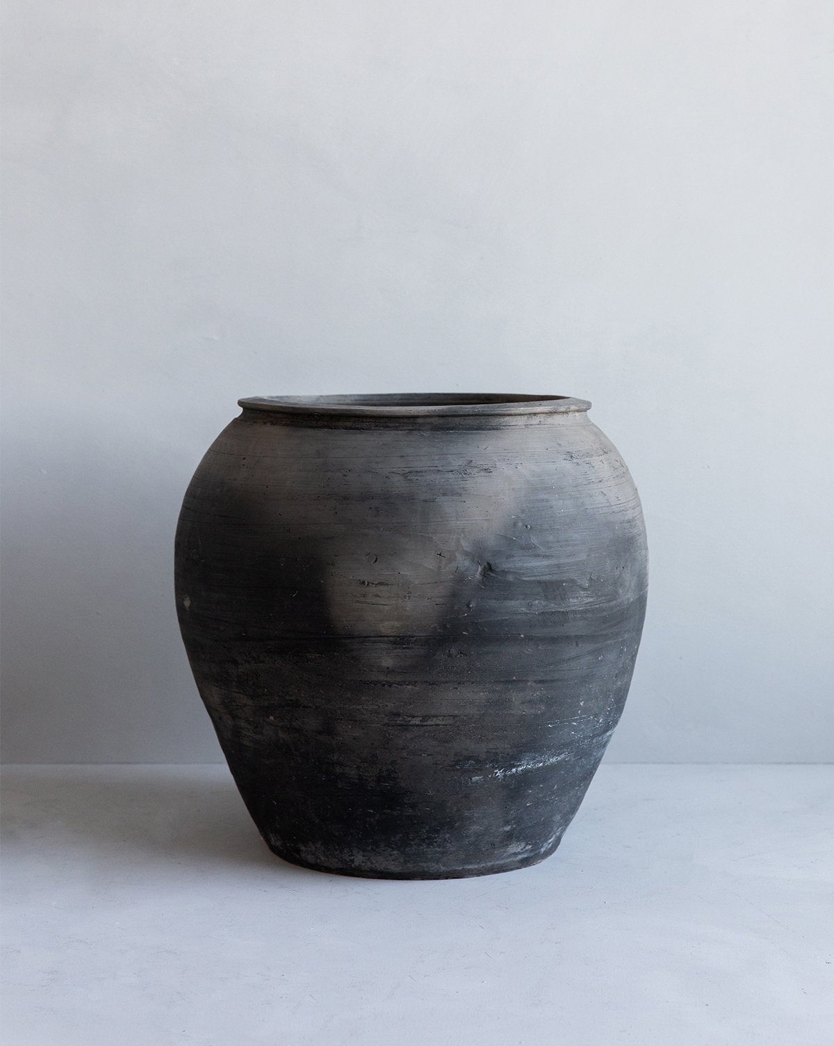 BRUSHEDCHARCOALVASE