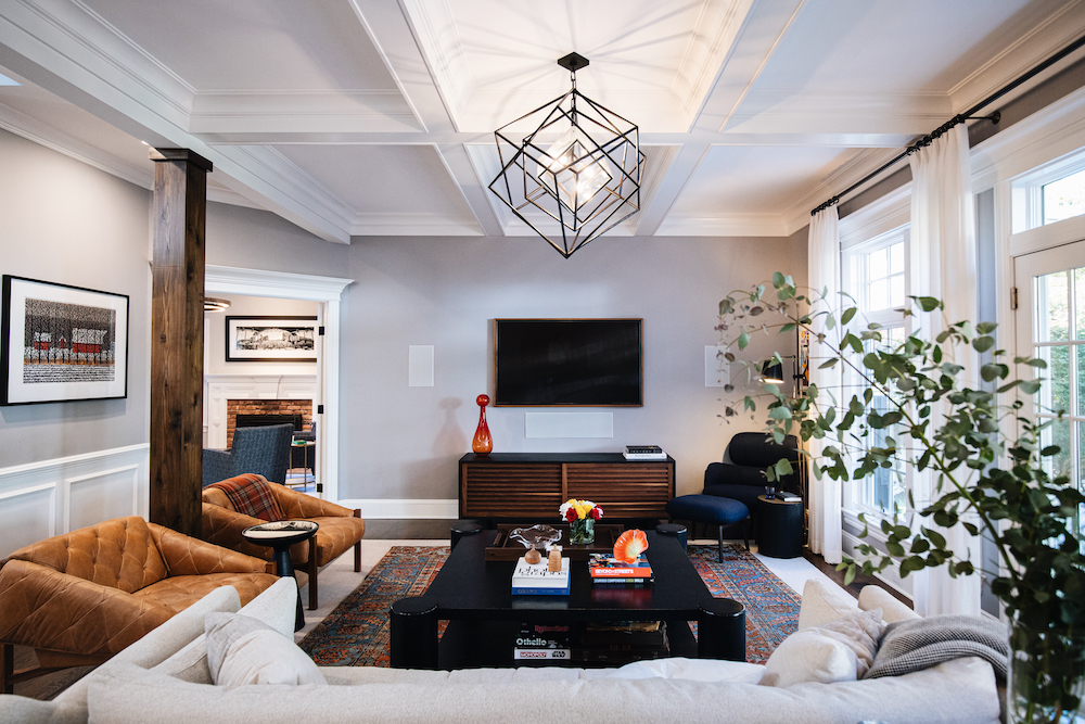 maximalism interior design trend
