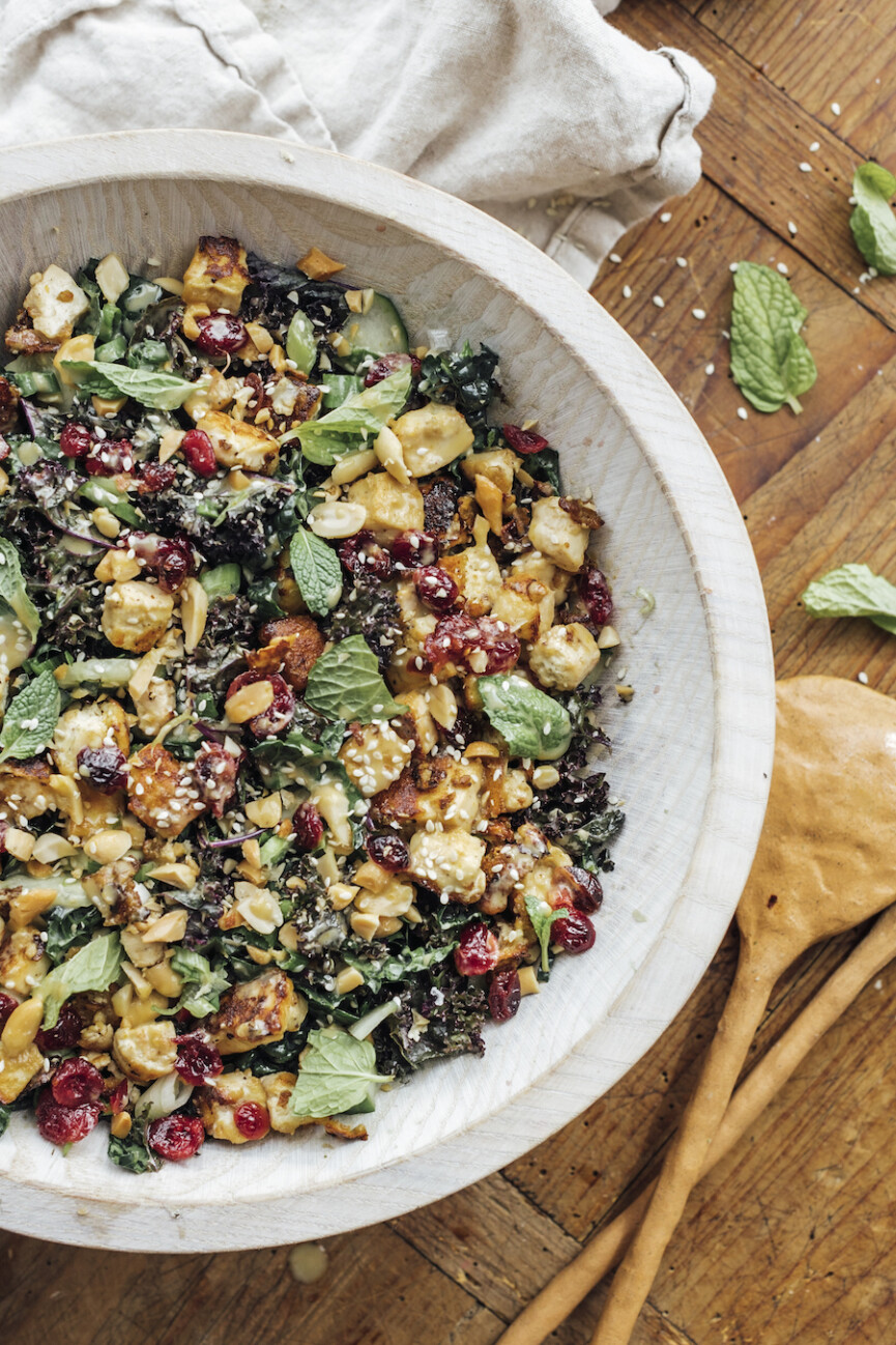 kale salad with cranberries and peanuts, how to make the best kale salad