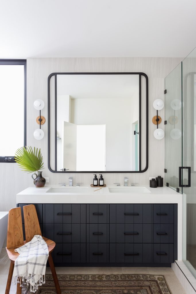 spring decor trends 2022_bathroom