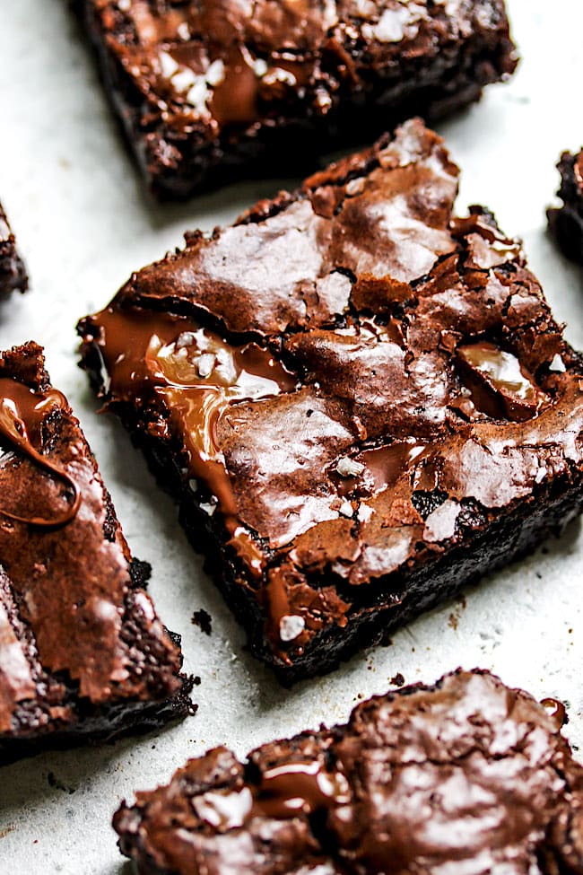 One-Bowl Brownies_easy recipes for dessert