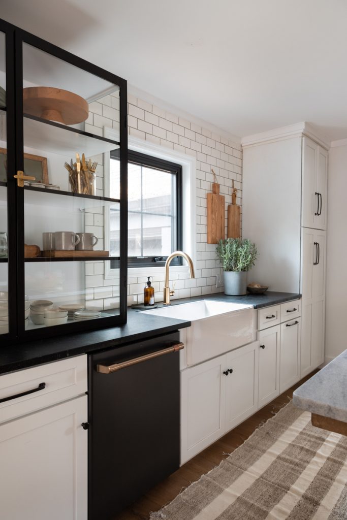 farmhouse sink, kitchen, rosemary, modern design, Ashlee Fox photography_how to organize a junk drawer
