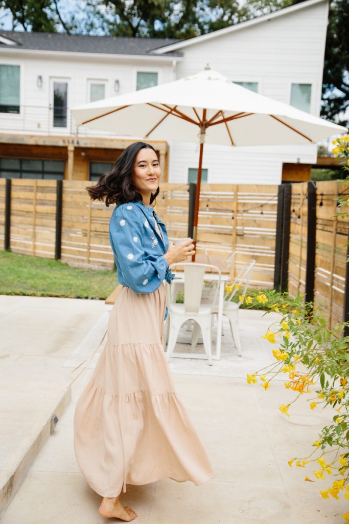 Riley Banks photography, Jules Acree, dress, outside, Austin, Texas_best hair serums for damaged hair