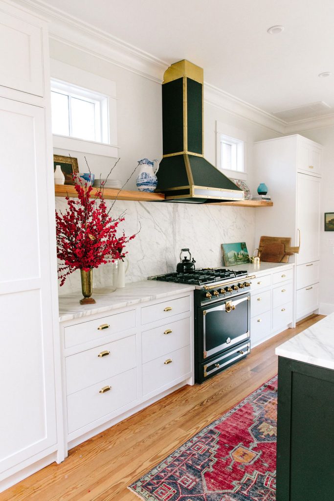 Hannah Haston photography, kitchen, marble, flowers, stove_how to organize a junk drawer