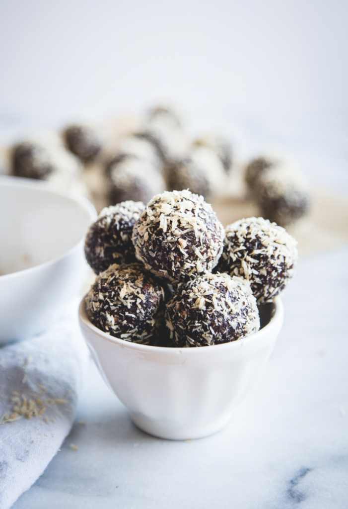 best foods with electrolytes_Healthy Almond Joy Bites