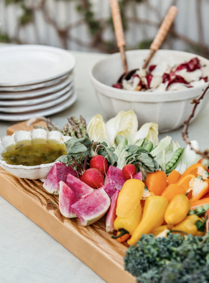 spring vegetable crudité, backyard dinner party, olivia muniak aperitivo