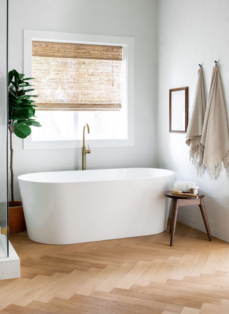 Ashley Robertson bathroom_best anti-aging essential oils