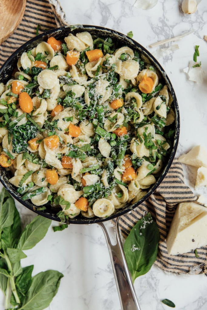 One-Pot Pasta Primavera with Summer Veggies & Ricotta, vegetarian pasta recipes