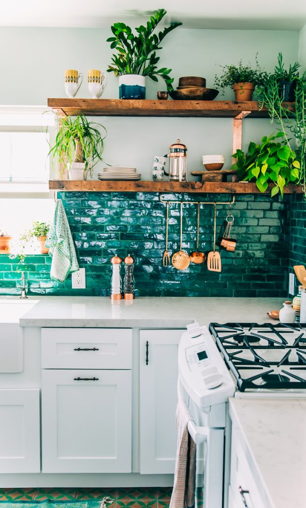 Justina Blakeney kitchen__summer décor trends of 2022