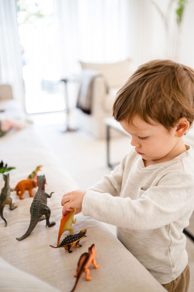 Alex Taylor son dinosaurs