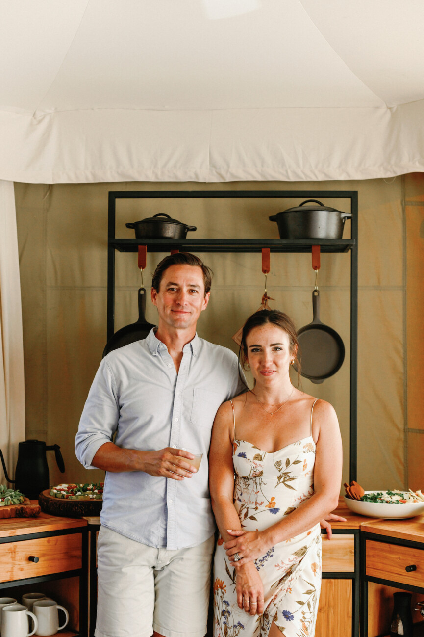austin-couple-glamping