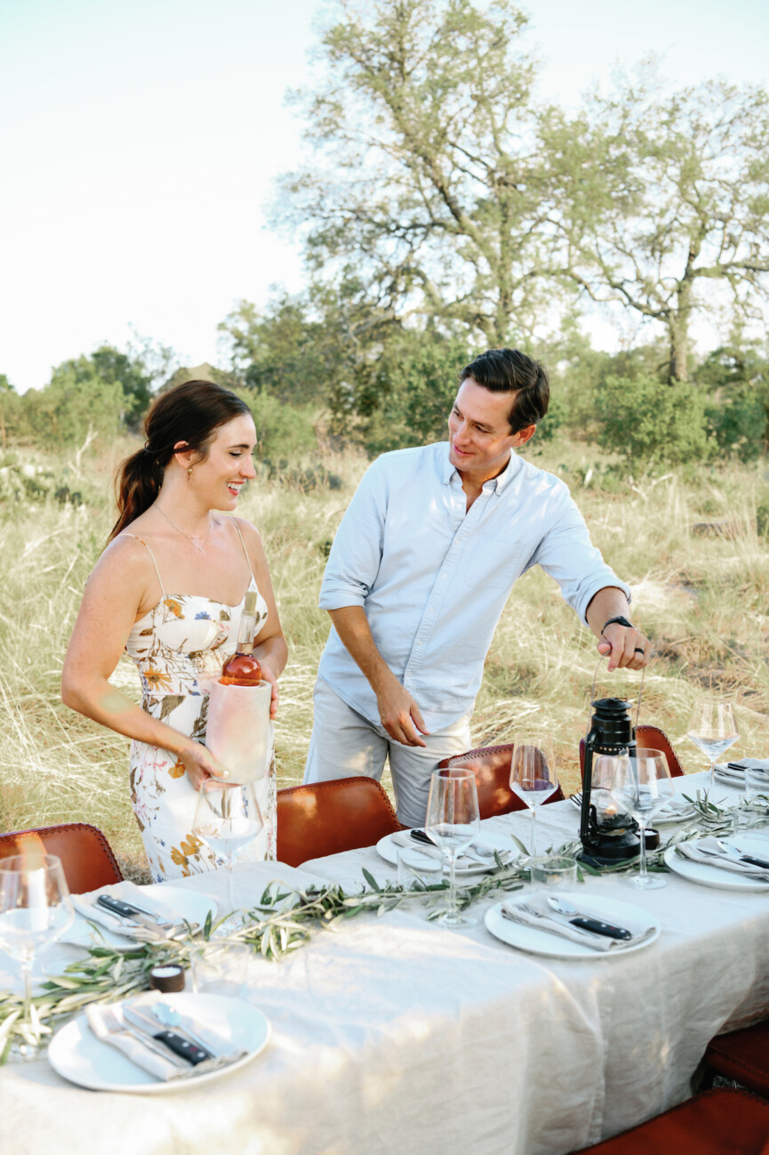 austin-couple-glamping