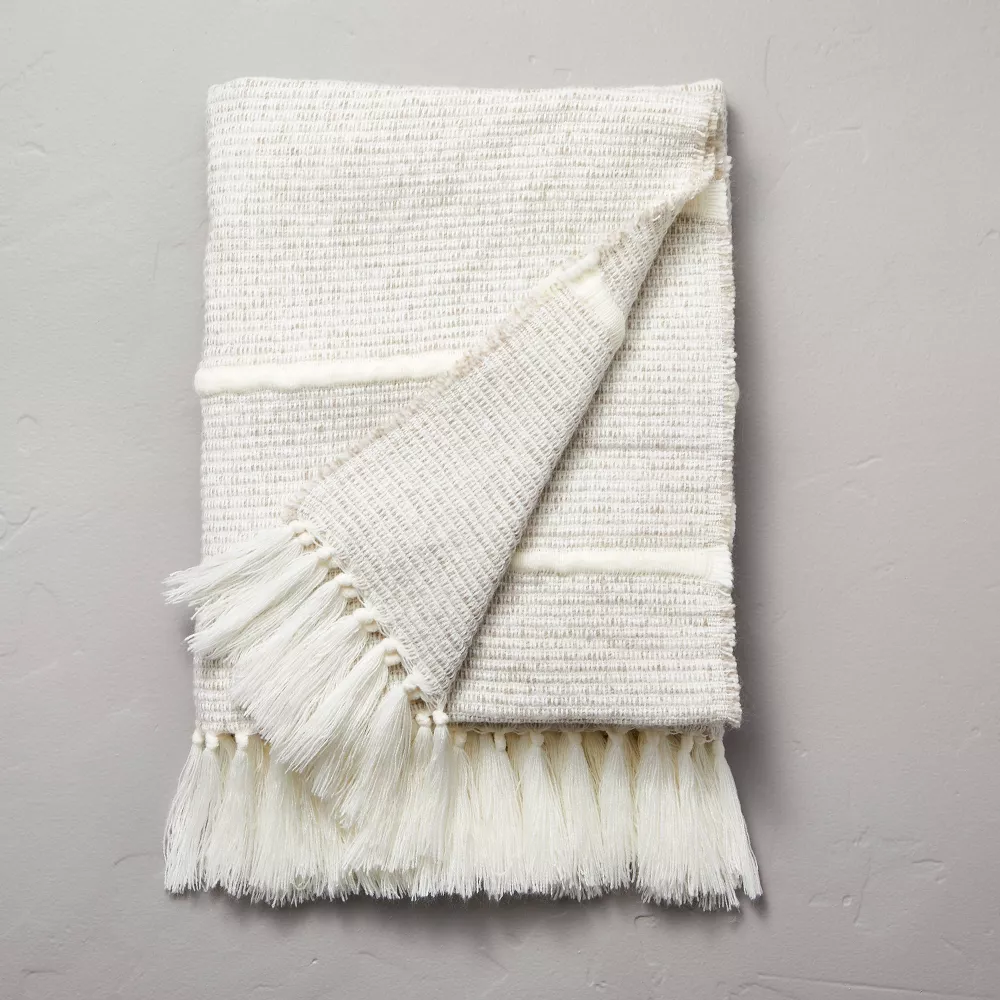 heathered striped throw blanket_best picnic foods from trader joe's