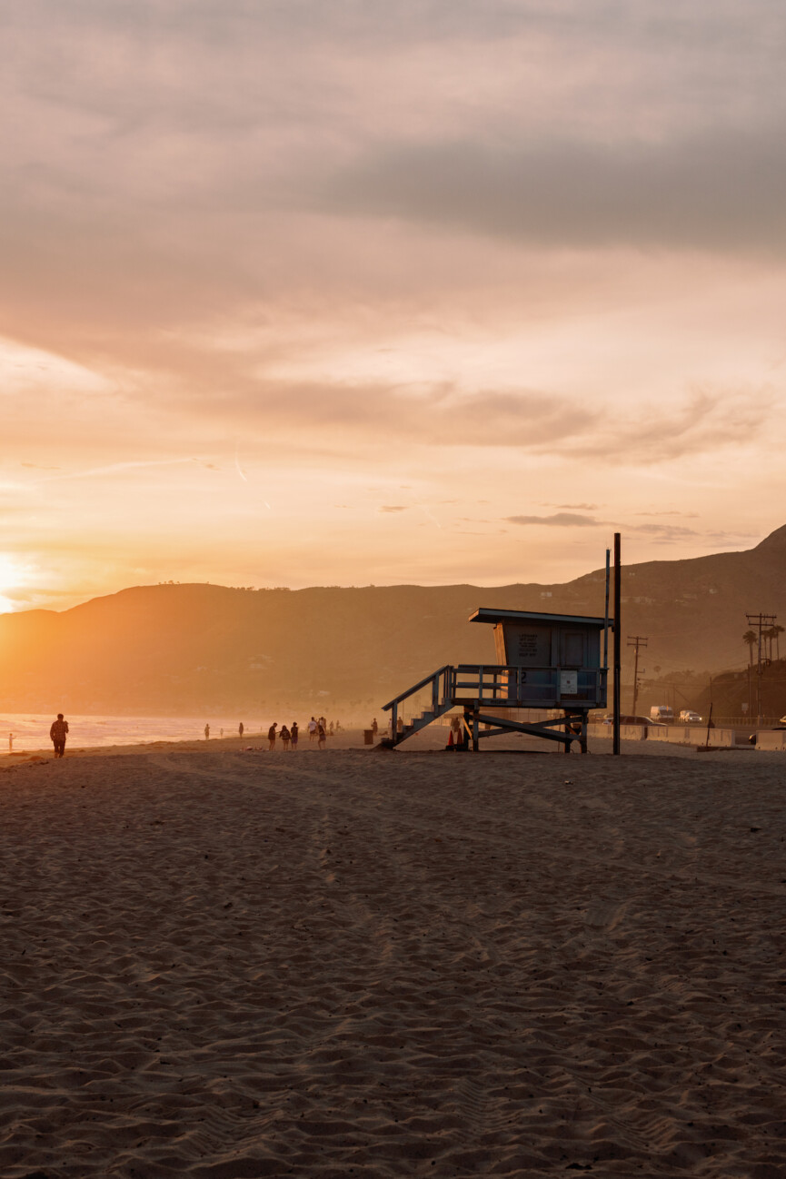 malibu-travel-guide-zuma-beach, things to do in malibu