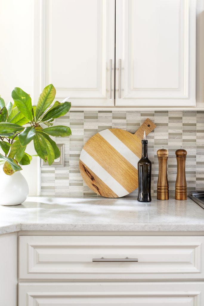 modern kitchen with tiled backsplash_hidden home culprits
