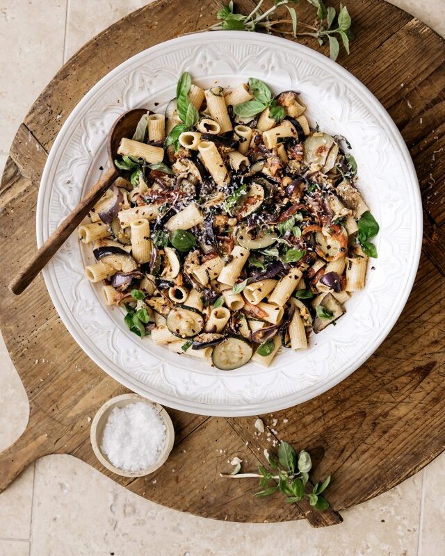roasted vegetable pasta_easy vegetarian meals for one