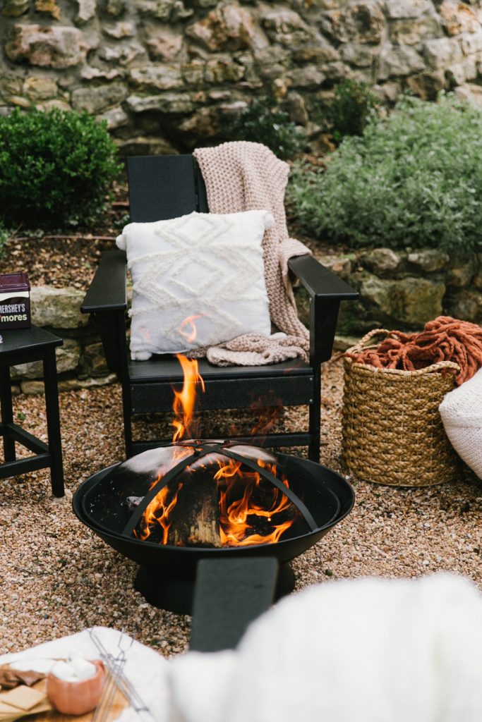 fall backyard party_things to do in fall with families