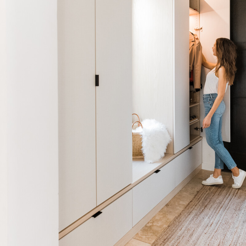 white-simple-entryway
