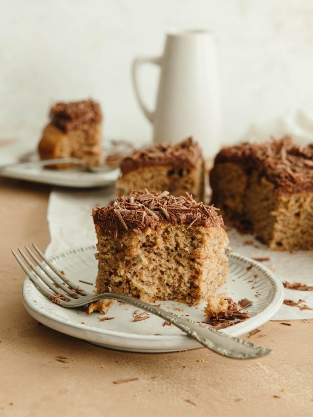 Peanut Butter Banana Snack Cake