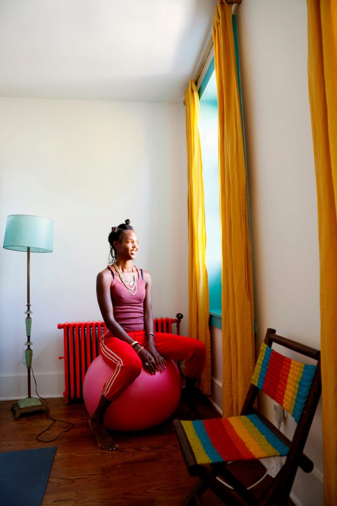 Megan O'Neill. sitting on exercise ball_best iron supplements for women