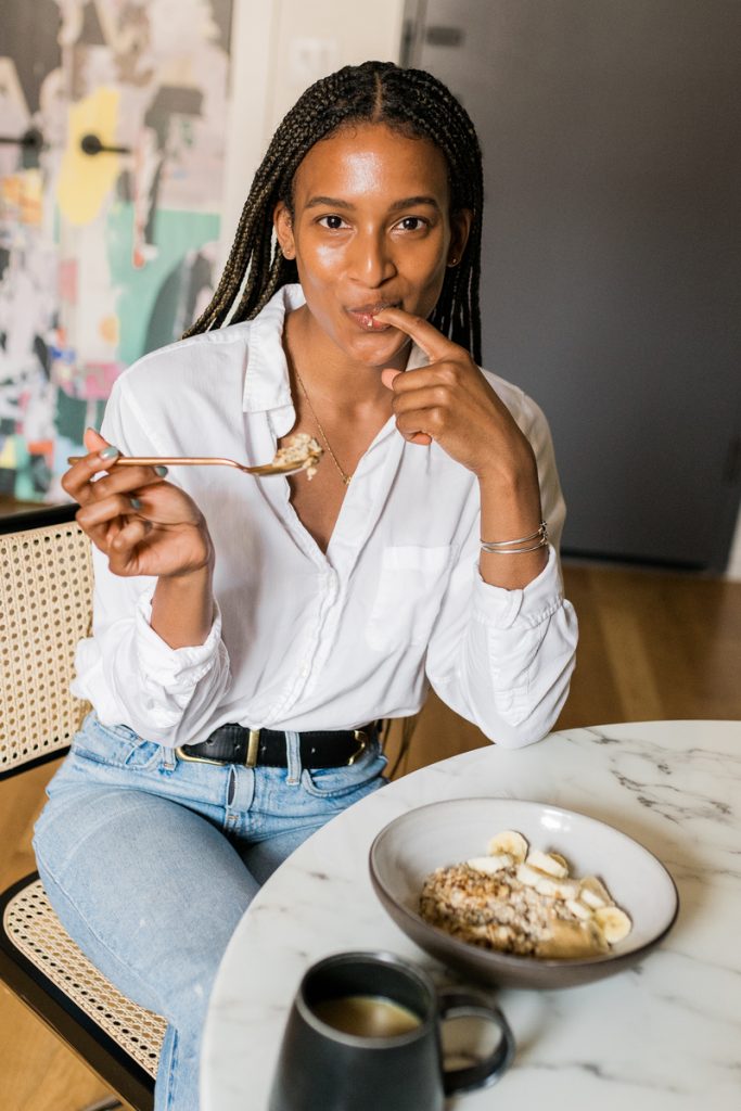 Shanika Hillocks eating breakfast_what is the metabolic diet