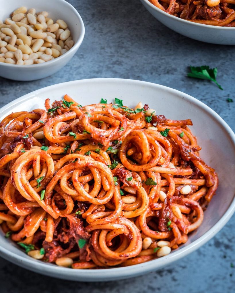 vegan caramelized onion pasta from rainbow plant life