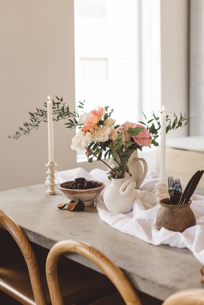 Dining table with flowers.
