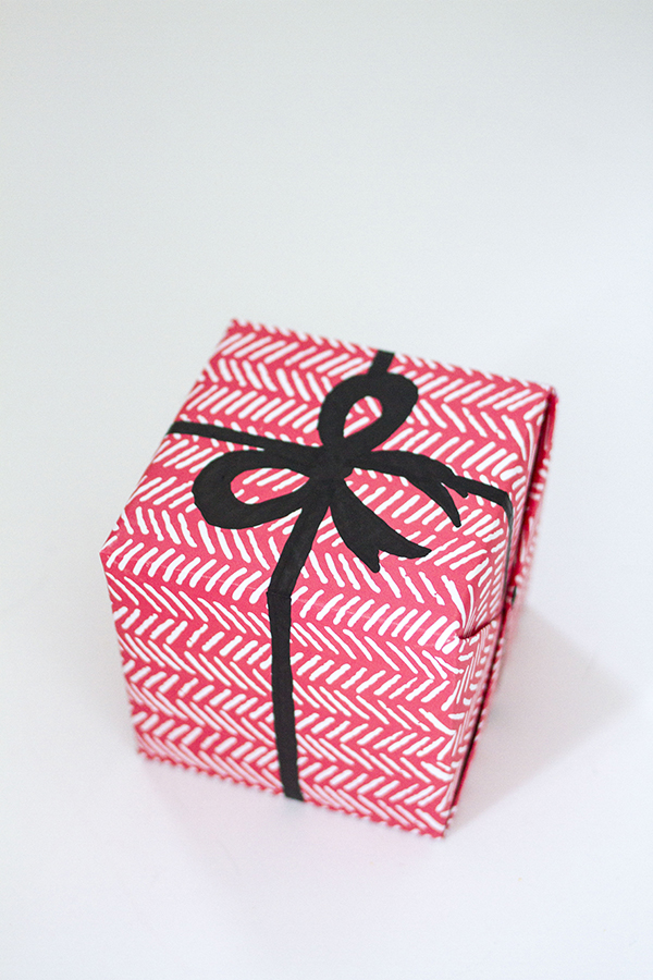 DIY Sharpie Bow