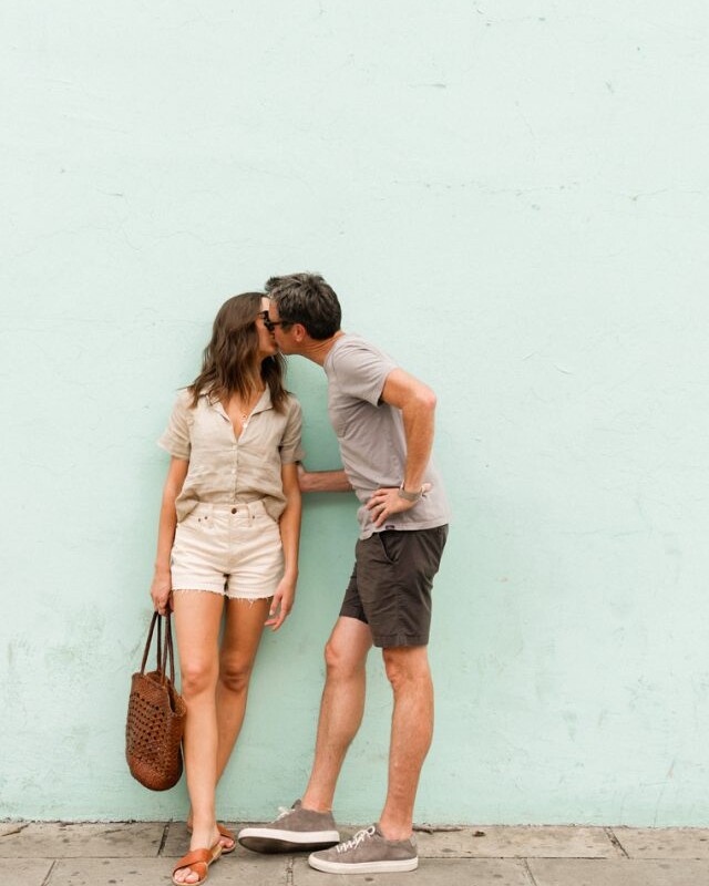 cropped-couple-kissing-valentines-day-date-ideas.jpg