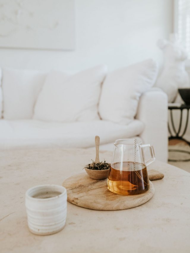 12 Drinks To Soothe A Sore Throat