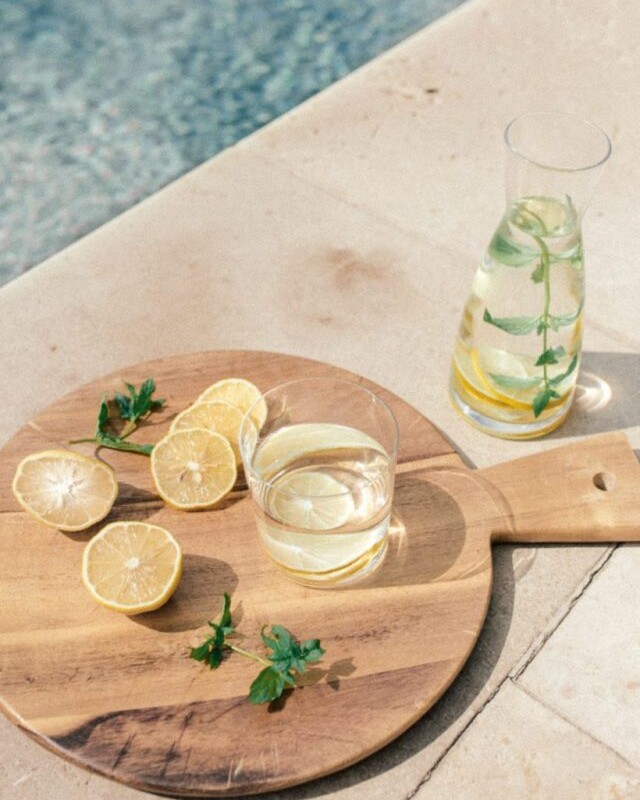 lemon-water-820x1230