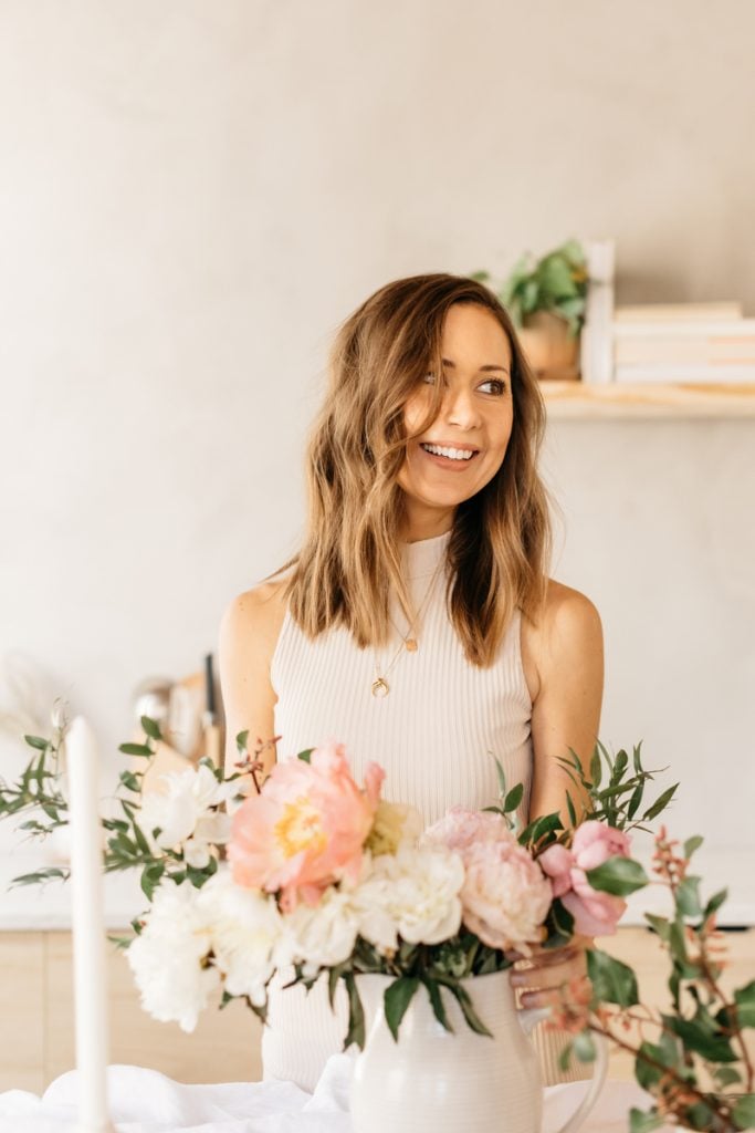 flower arranging, valentines day makeup look